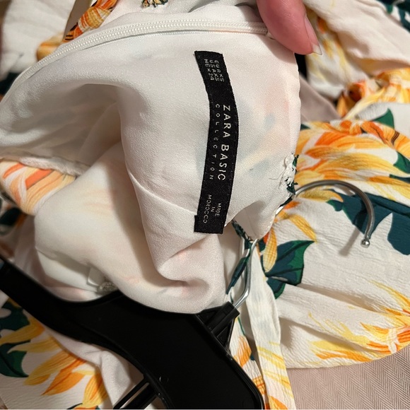 Zara Floral Jumpsuit - Picture 2 of 3